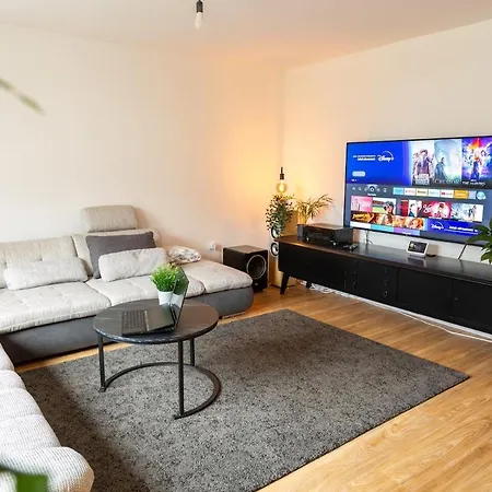 Modernes Mit Kamin Und Charme Tatil Evi *